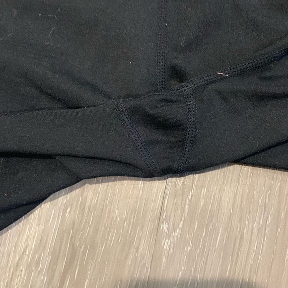 Fabletics capris - Picture 4 of 9